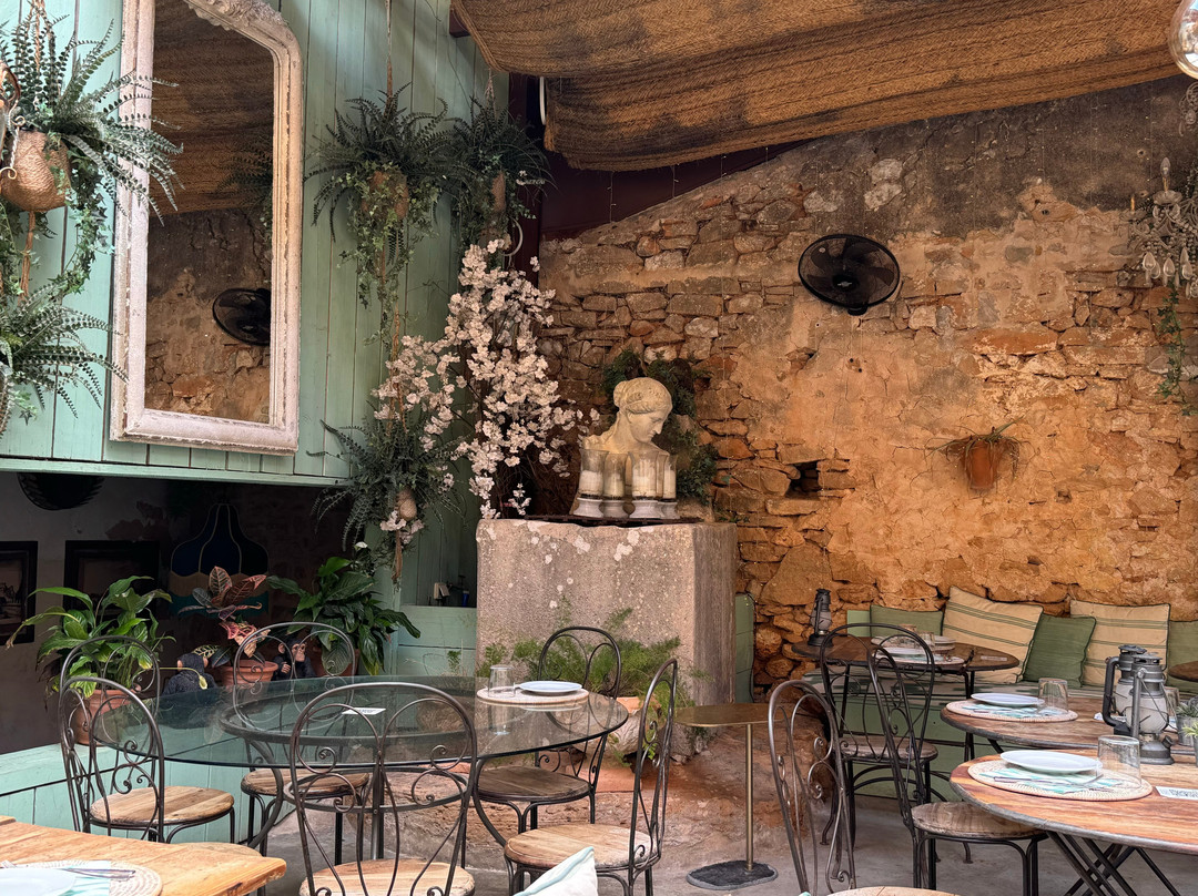 Cassai Gran Cafe And Restaurant