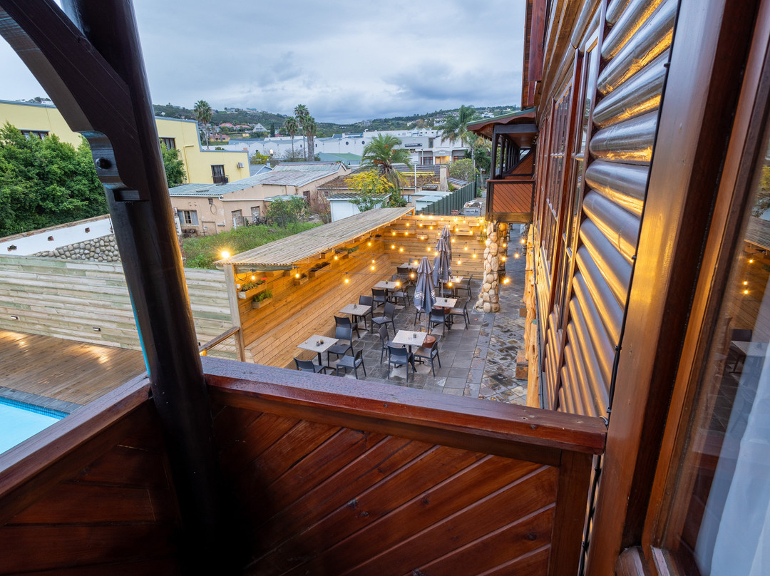 Knysna Log-inn Hotel