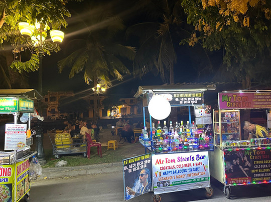 Mr Tom Crazy Bar-会安必去景点