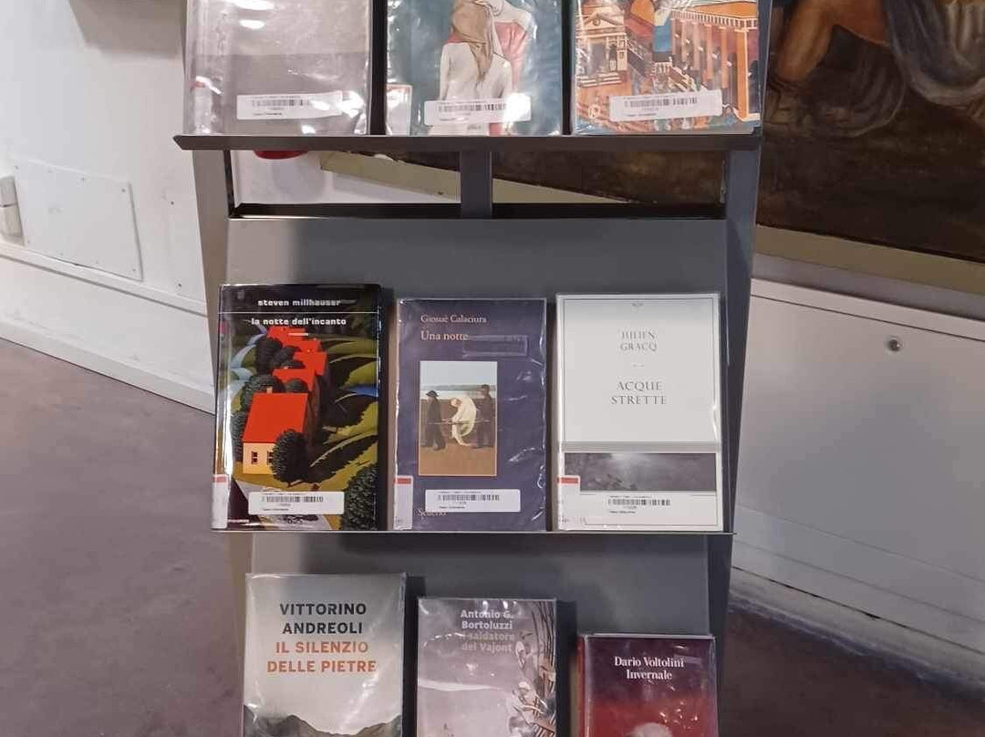 Biblioteca San Giovanni景点图片