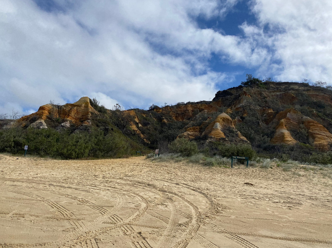 Safari 4WD Hire-赫维湾必去景点