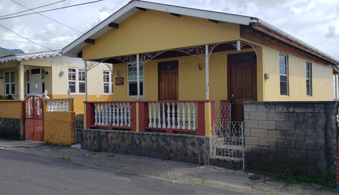 Roseau Hostel & Beach Front Property
