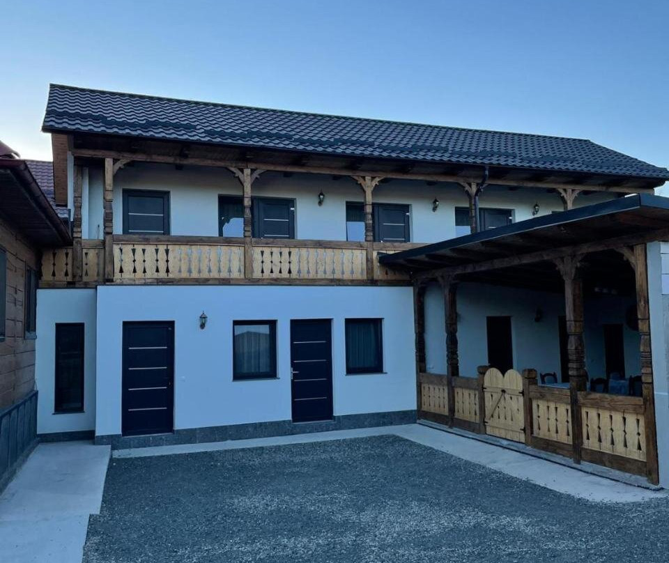 Casa de lângă pădure