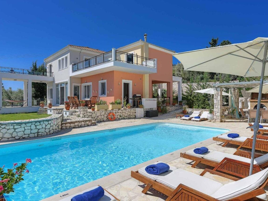 Ormos Drepanou Apartments