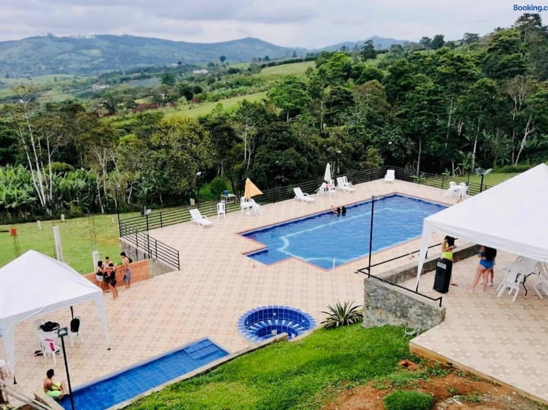 Buen Vivir Restrepo A 30 Minutos Lago Calima