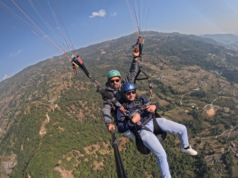 Blue Sky Paragliding-博卡拉必去景点