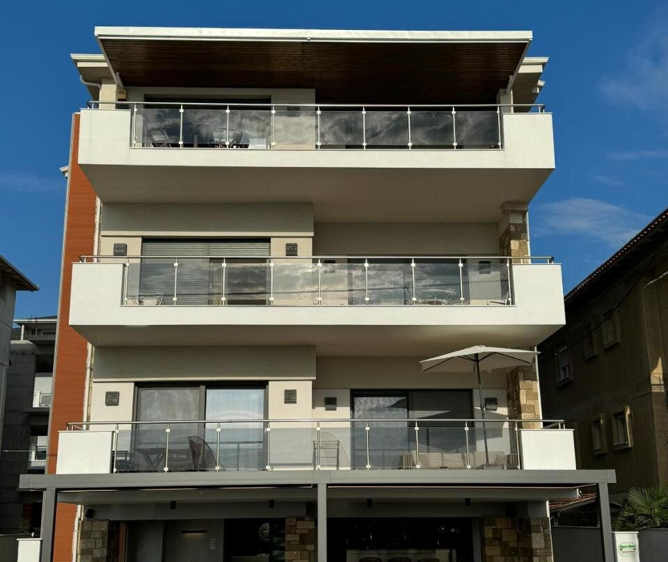 Aqua Mare Luxury Apartments