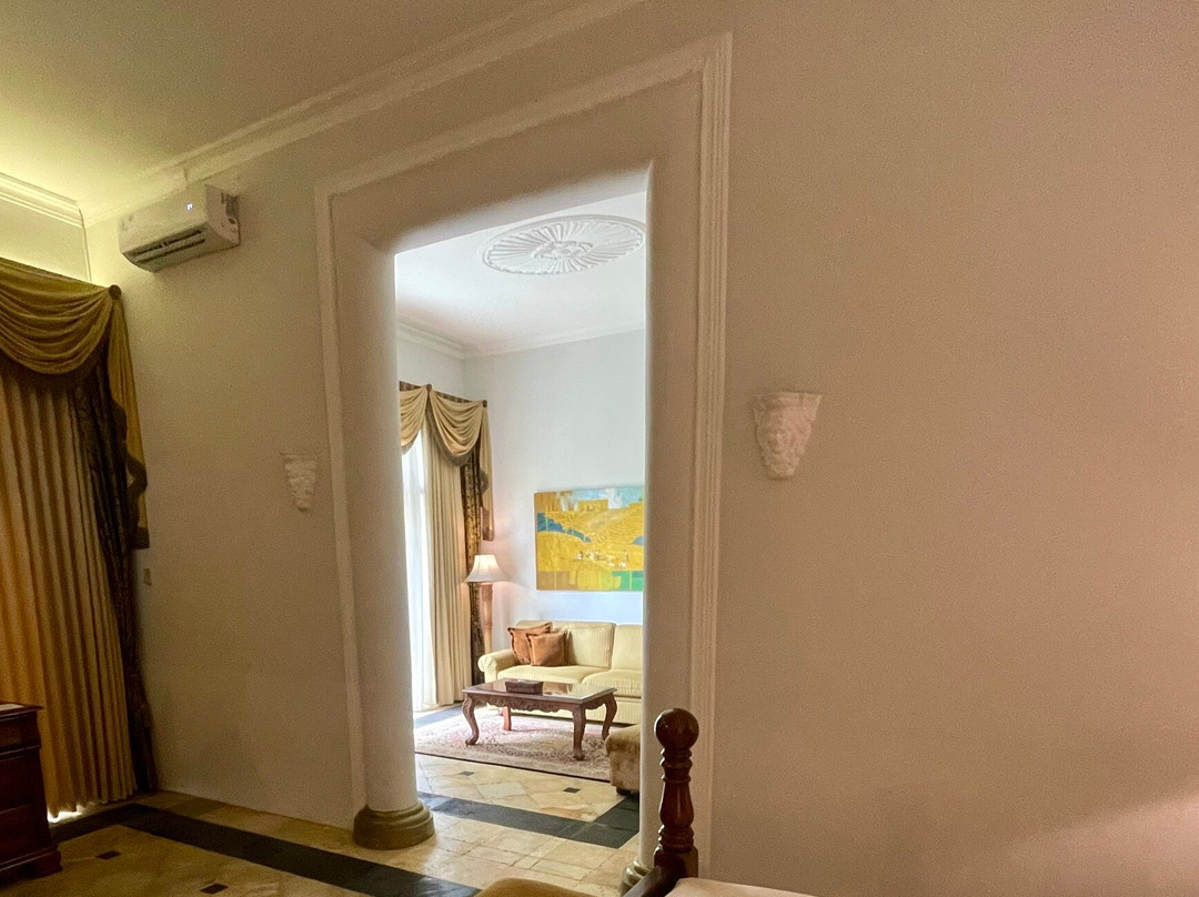 婆罗浮屠沙拉瓦提酒店主图