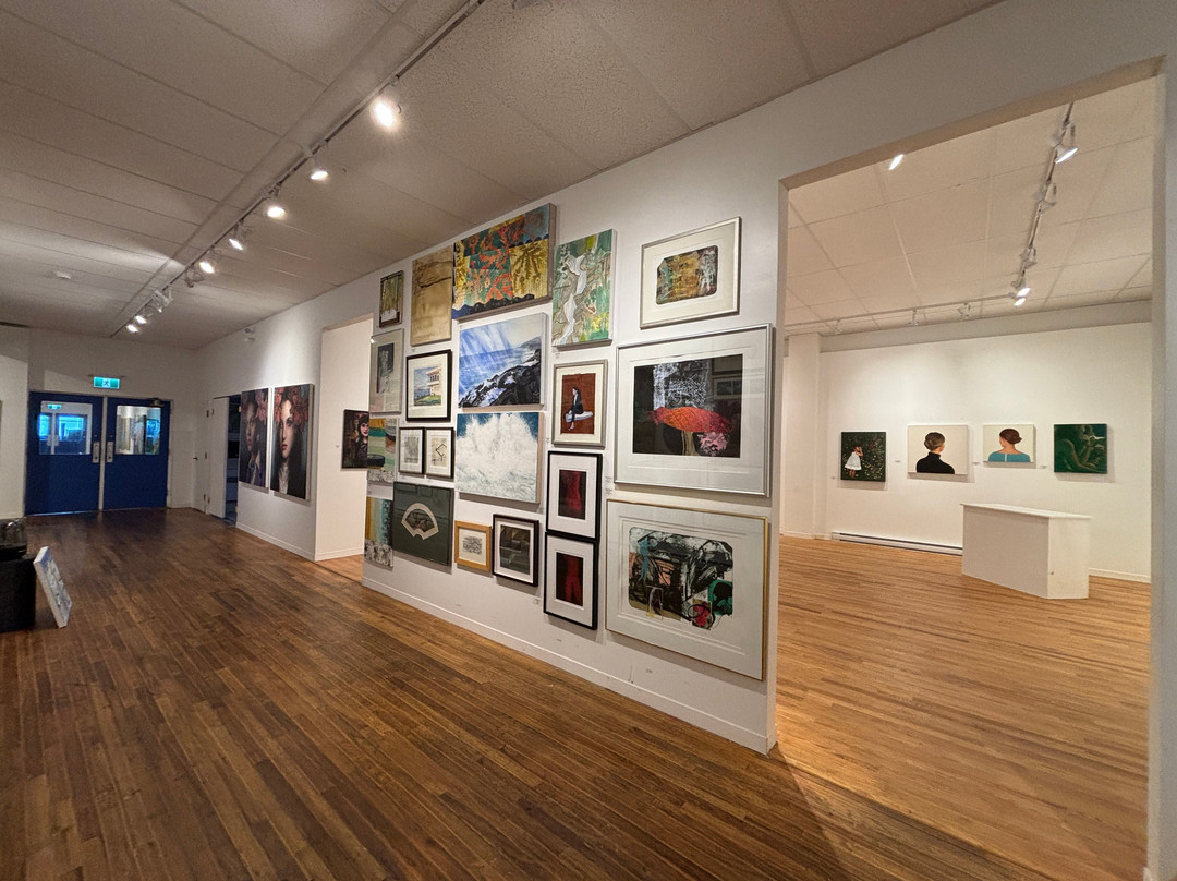 James Baird Gallery景点图片