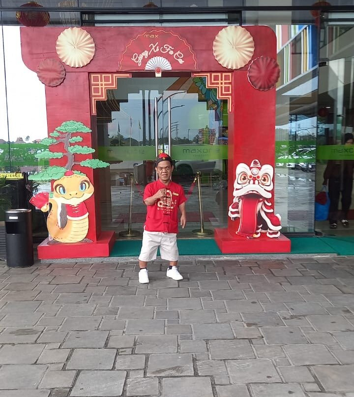 Maxone Balikpapan主图