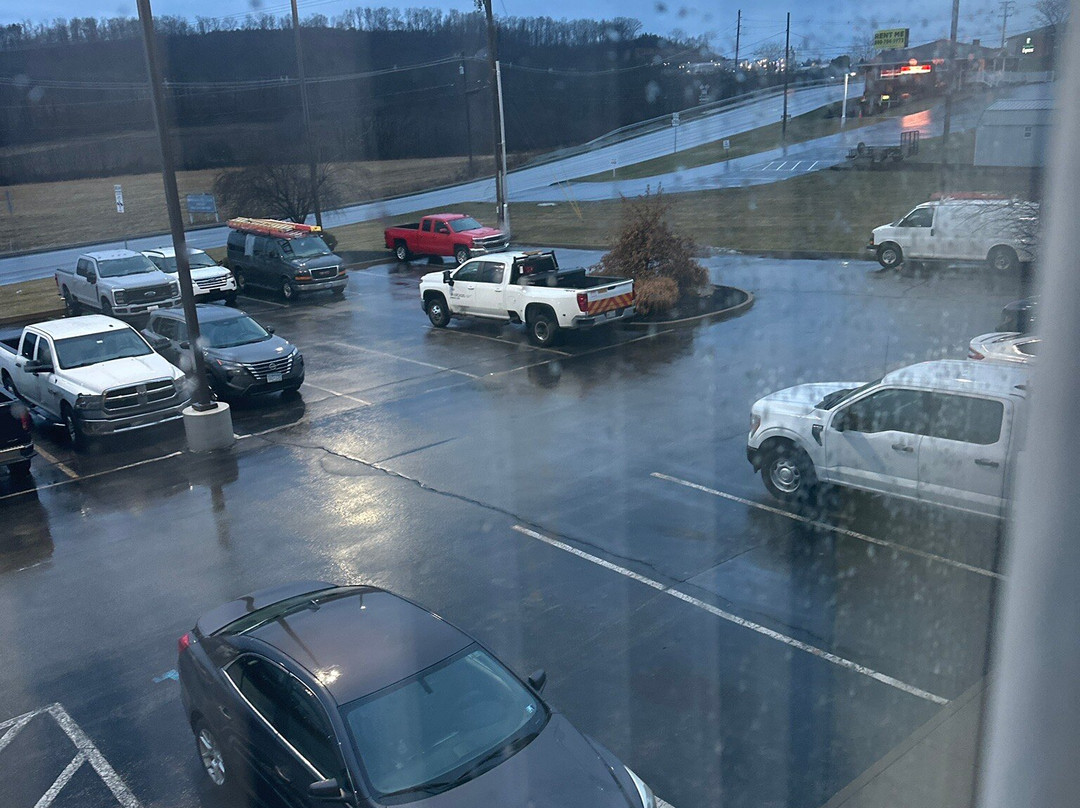 Hampton Inn Indiana主图