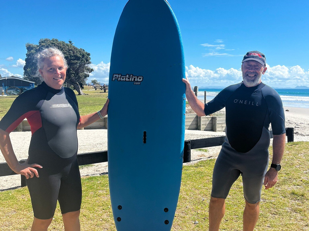 Learn 2 Surf Waipu Cove景点图片