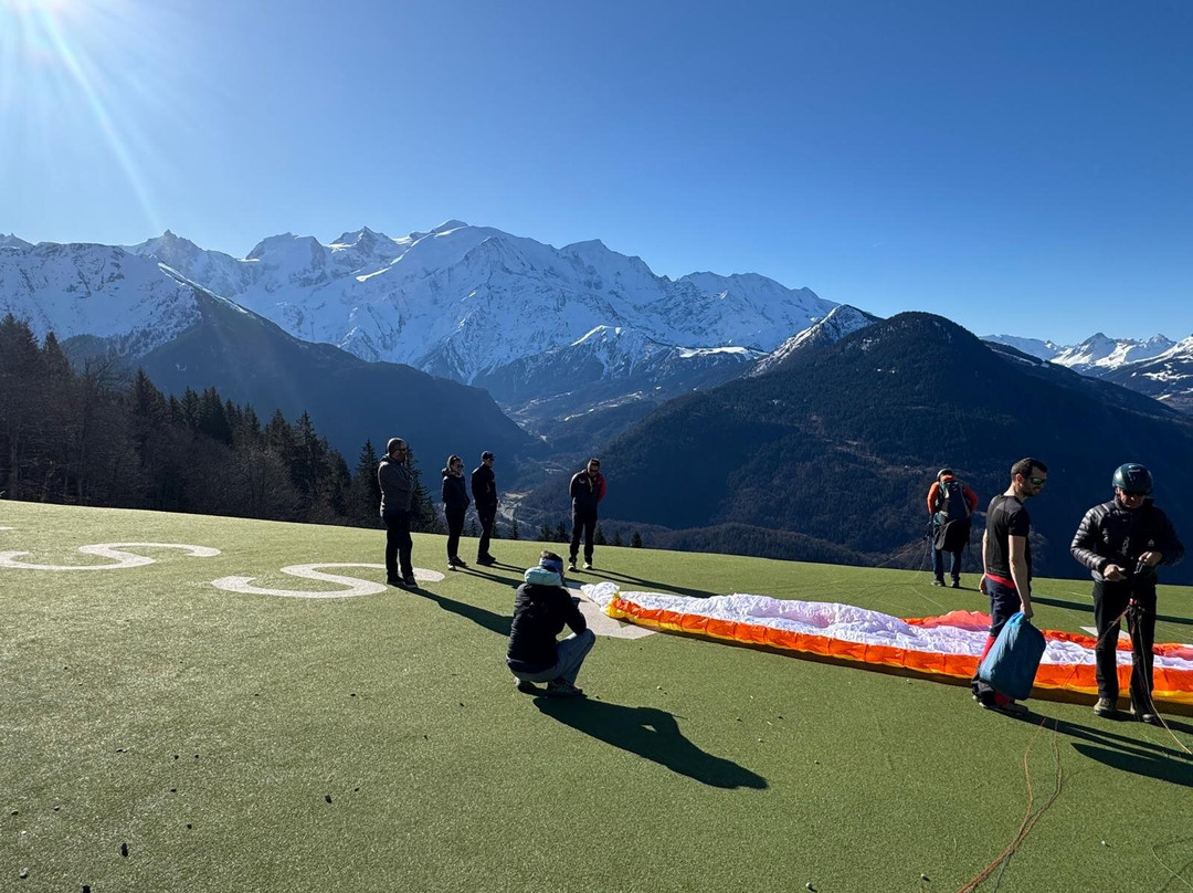 Aérofiz Parapente-帕西必去景点