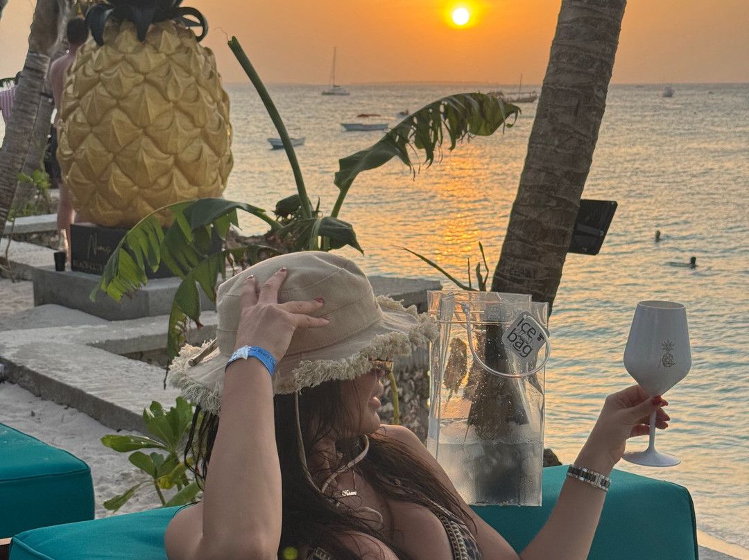 Nanasi Beach Club-孥归必去景点