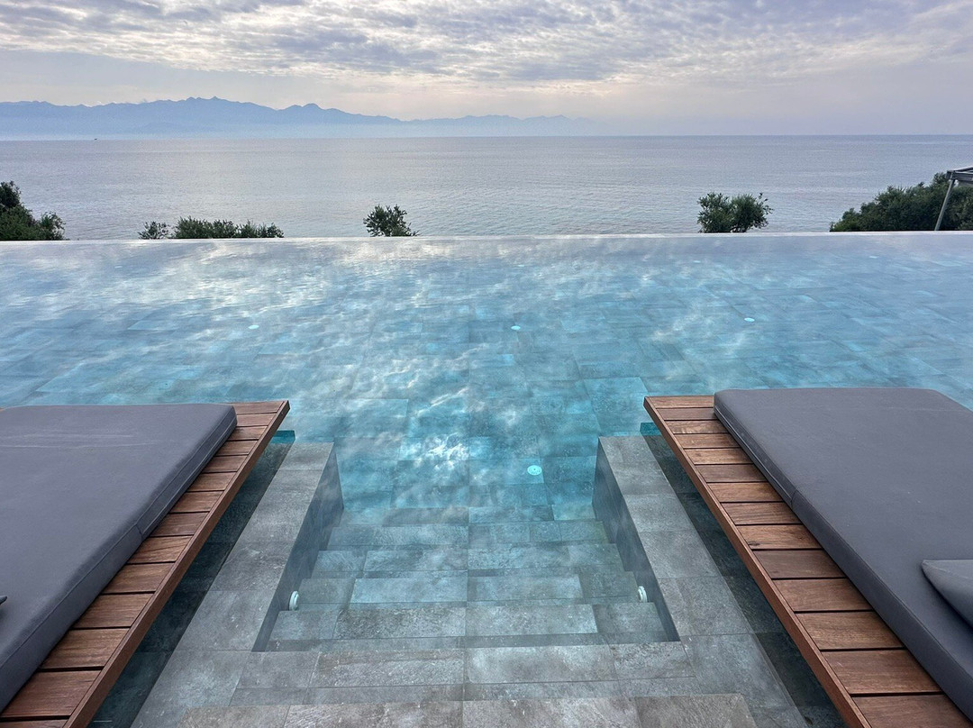 Colonides Beach Hotel主图