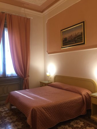 菲欧利塔酒店主图