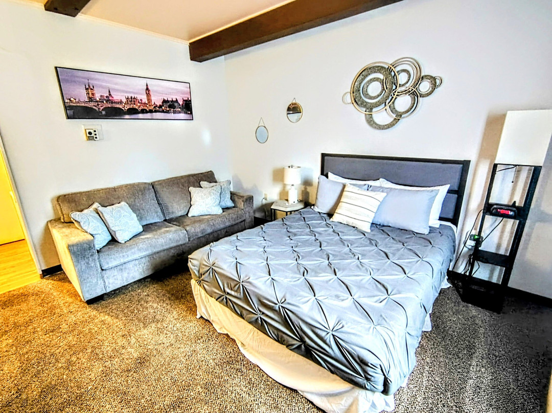 Aisling Suites-midtown主图