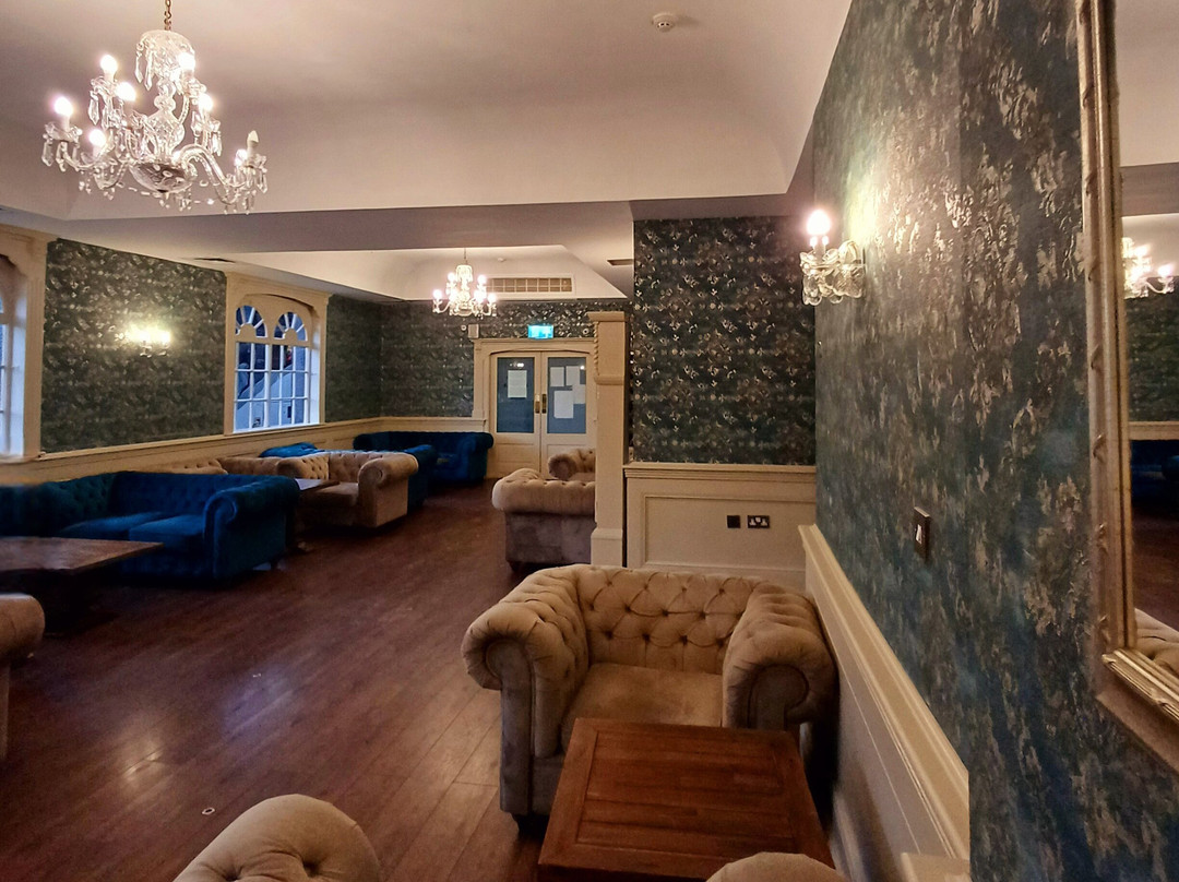 Treacys Hotel Waterford主图