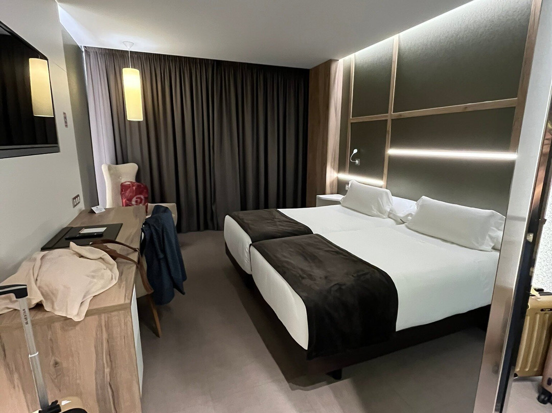 Hotel Ciudad de Binefar主图