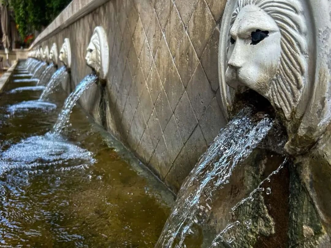 Check In Creta  Travel Services-雷斯蒙必去景点