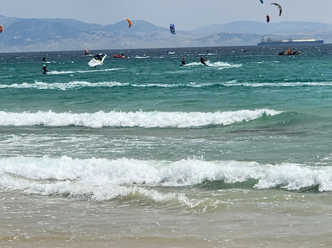 Rebels Tarifa kiteschool-塔里法必去景点