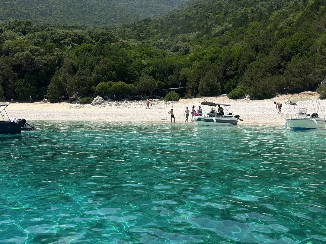 Captain You Kefalonia-Karavomylos必去景点