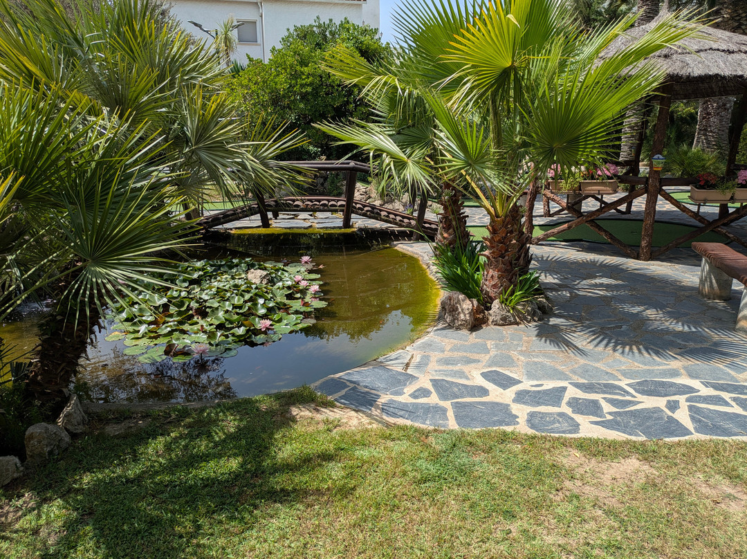 Minigolf Carmanso-艾姆布里亚布拉瓦必去景点