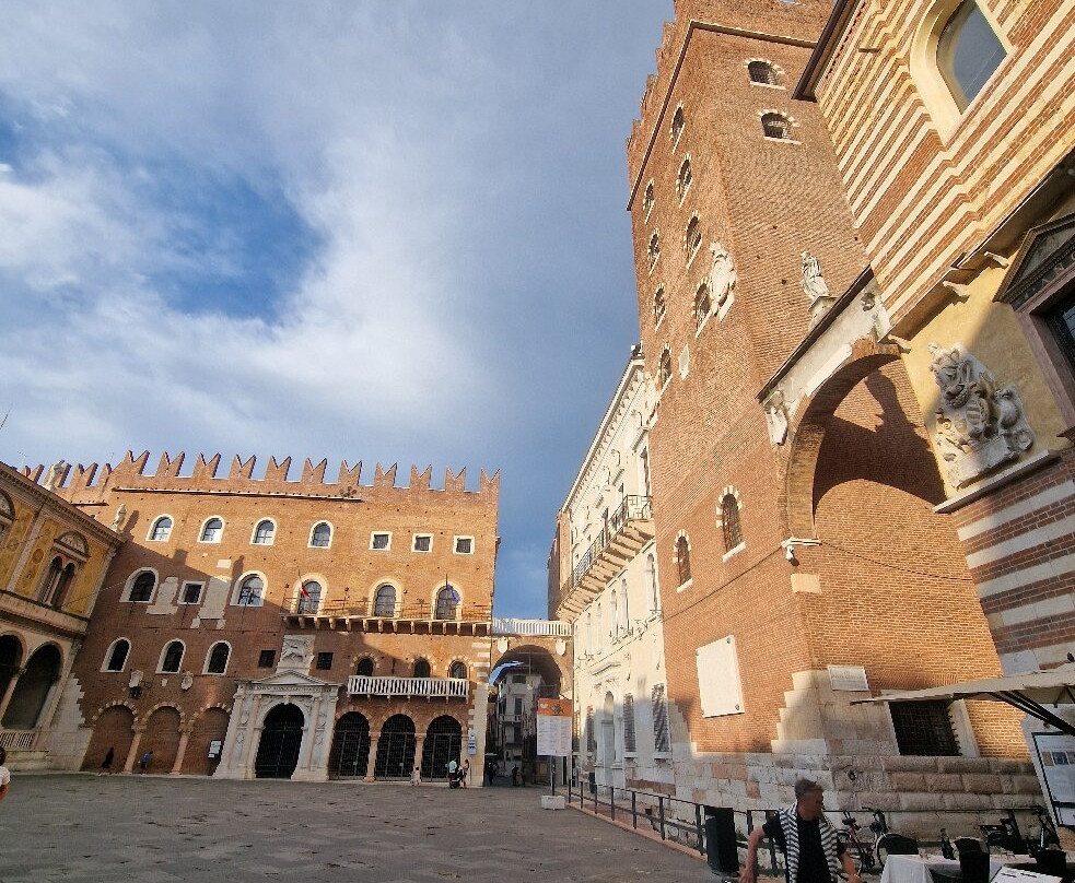 Piazza dei Signori-维罗纳必去景点