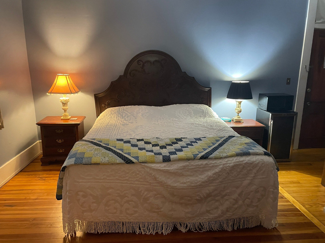 The Belmont Inn by OYO主图