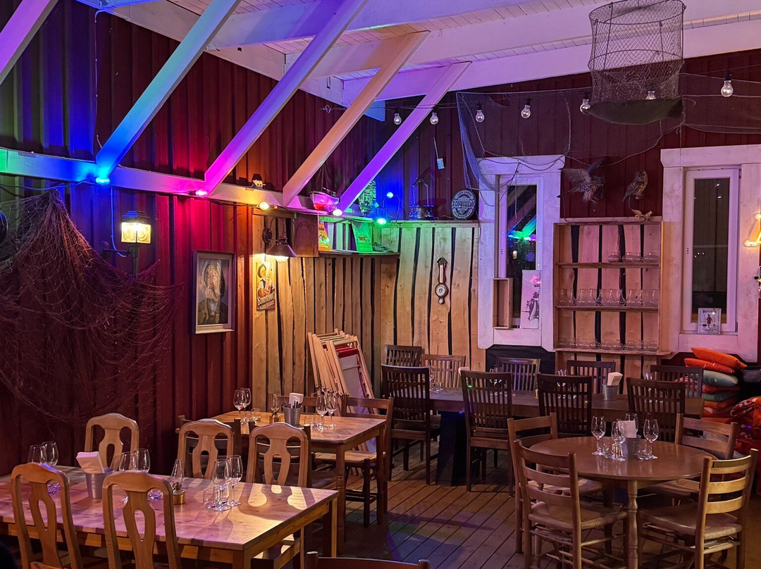 Sail Inn