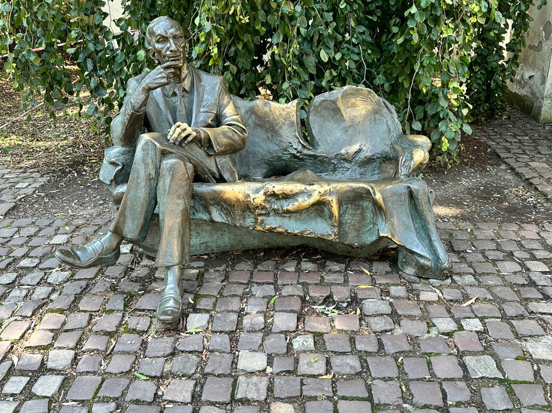 Statue of Jan Karski-克拉科夫必去景点