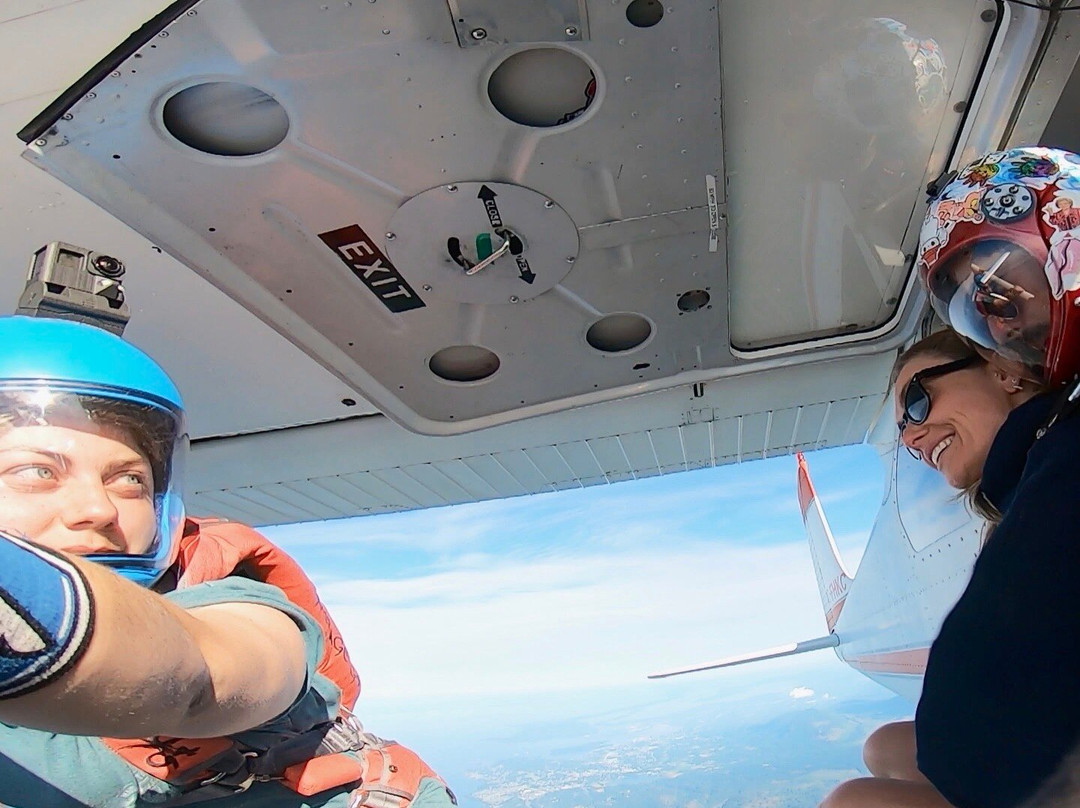 Skydive Vancouver Island-Nanoose Bay必去景点