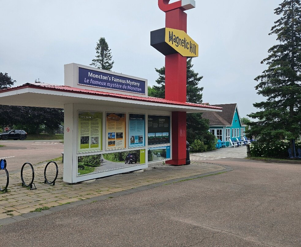 Magnetic Hill Park-蒙古顿必去景点