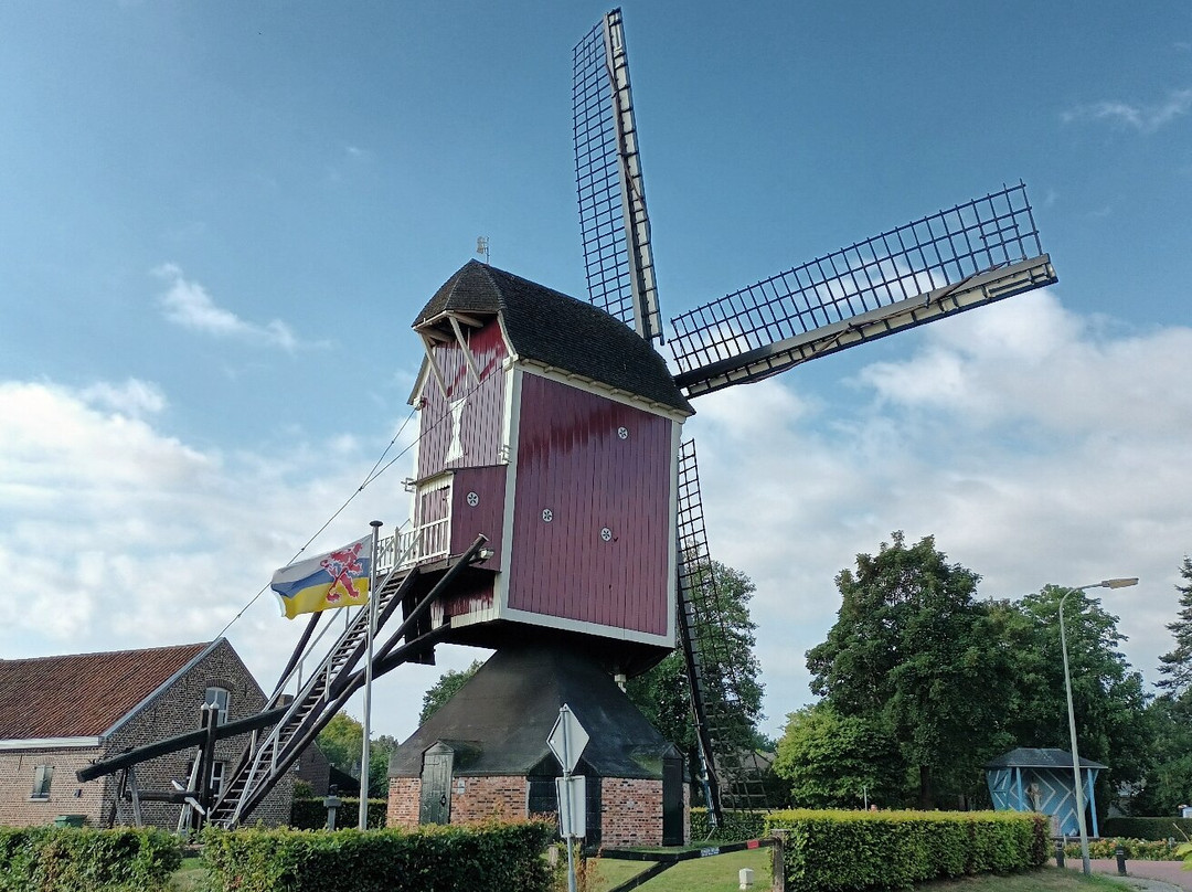 Molen Sint Jan-Stramproy必去景点
