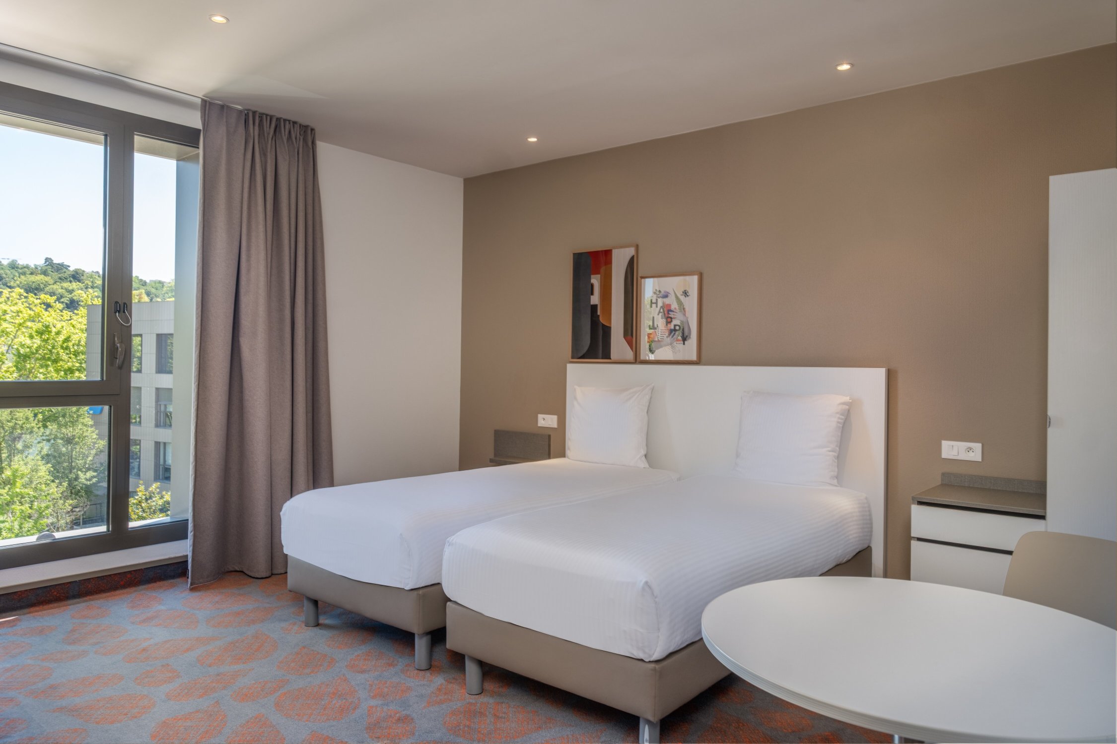 Spark by Hilton Lyon Park Saone-客卧
