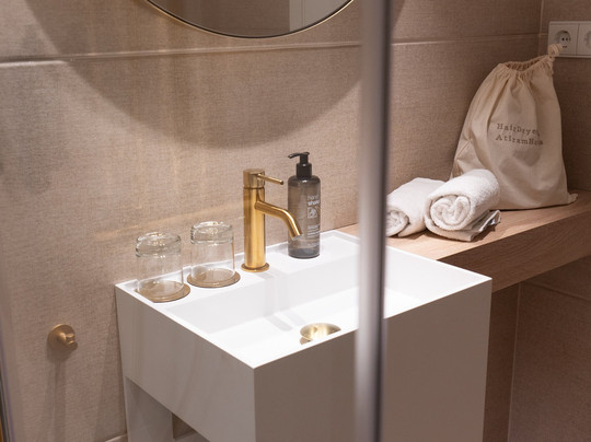 特雷斯托雷斯阿迪拉姆酒店主图