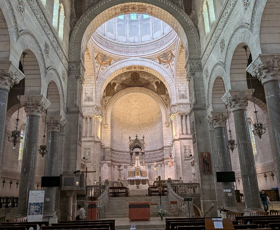 Basilique Saint Martin-图尔必去景点