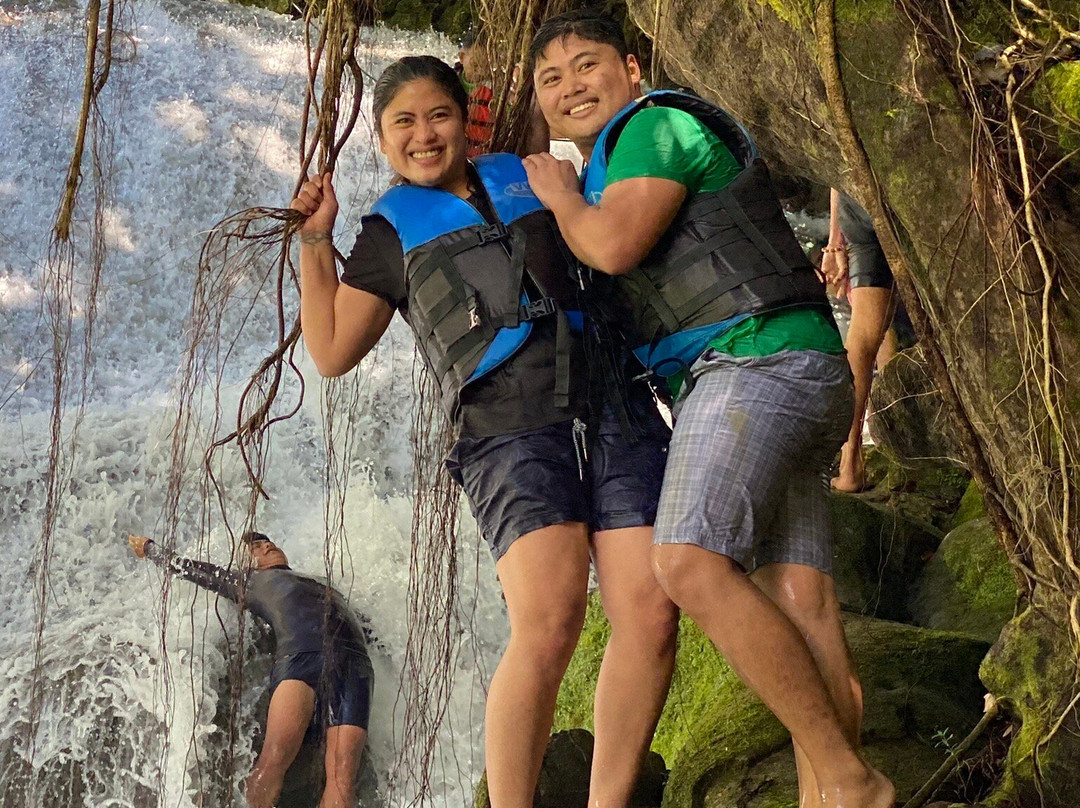 Blue Water Falls and Cave-Baggao必去景点