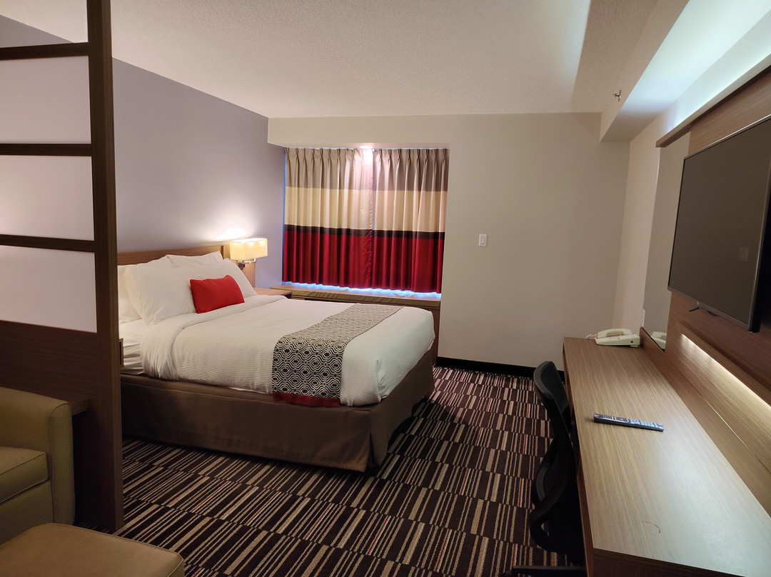 Microtel Inn & Suites by Wyndham Kirkland Lake主图