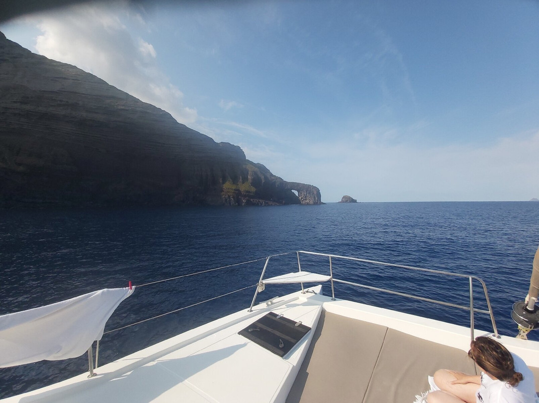 Helm Yachting S.r.l-Sant'Agata di Militello必去景点