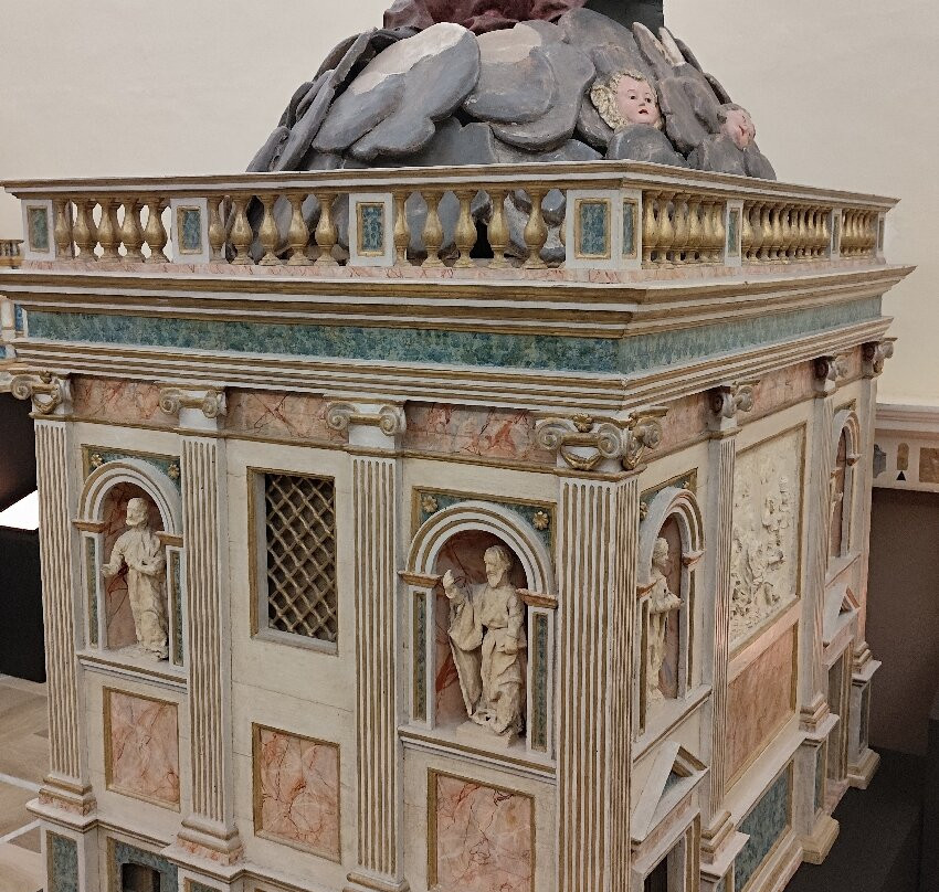 Pinacoteca Diocesana-塞尼加利亚必去景点