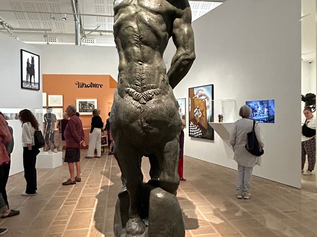 Fonds Hélène & Édouard Leclerc pour la Culture-Landerneau必去景点