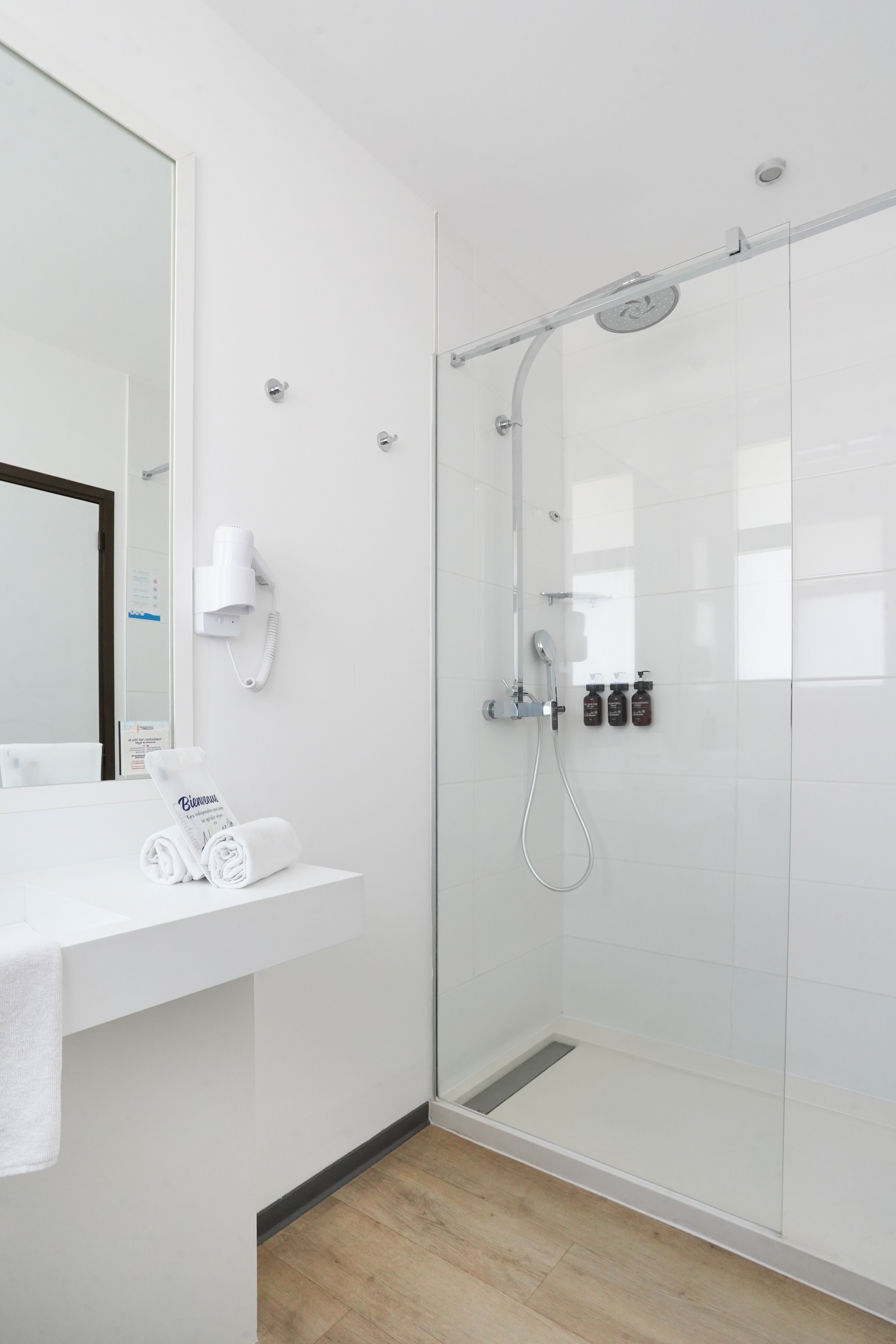 Hôtel Beaurivage-浴室