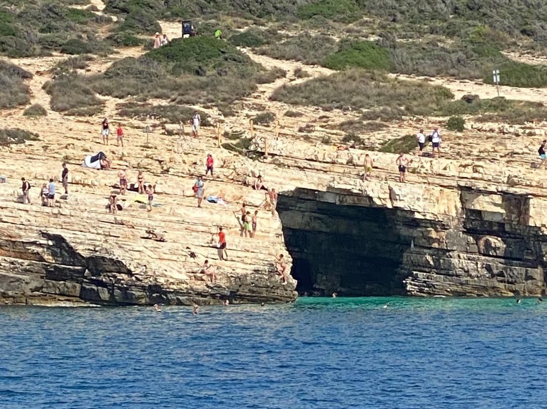 Tajana & Zlatni Rat Excursions-梅杜林必去景点