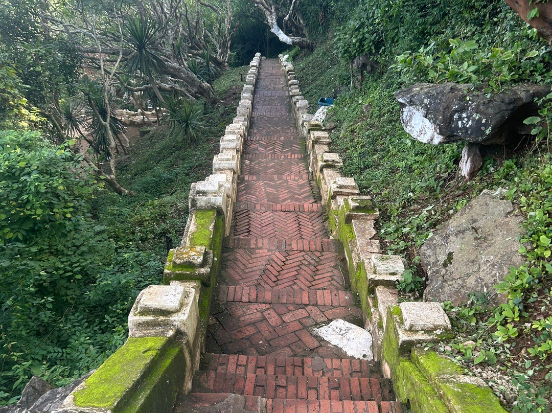 Tanvamekong Cruises-琅勃拉邦必去景点