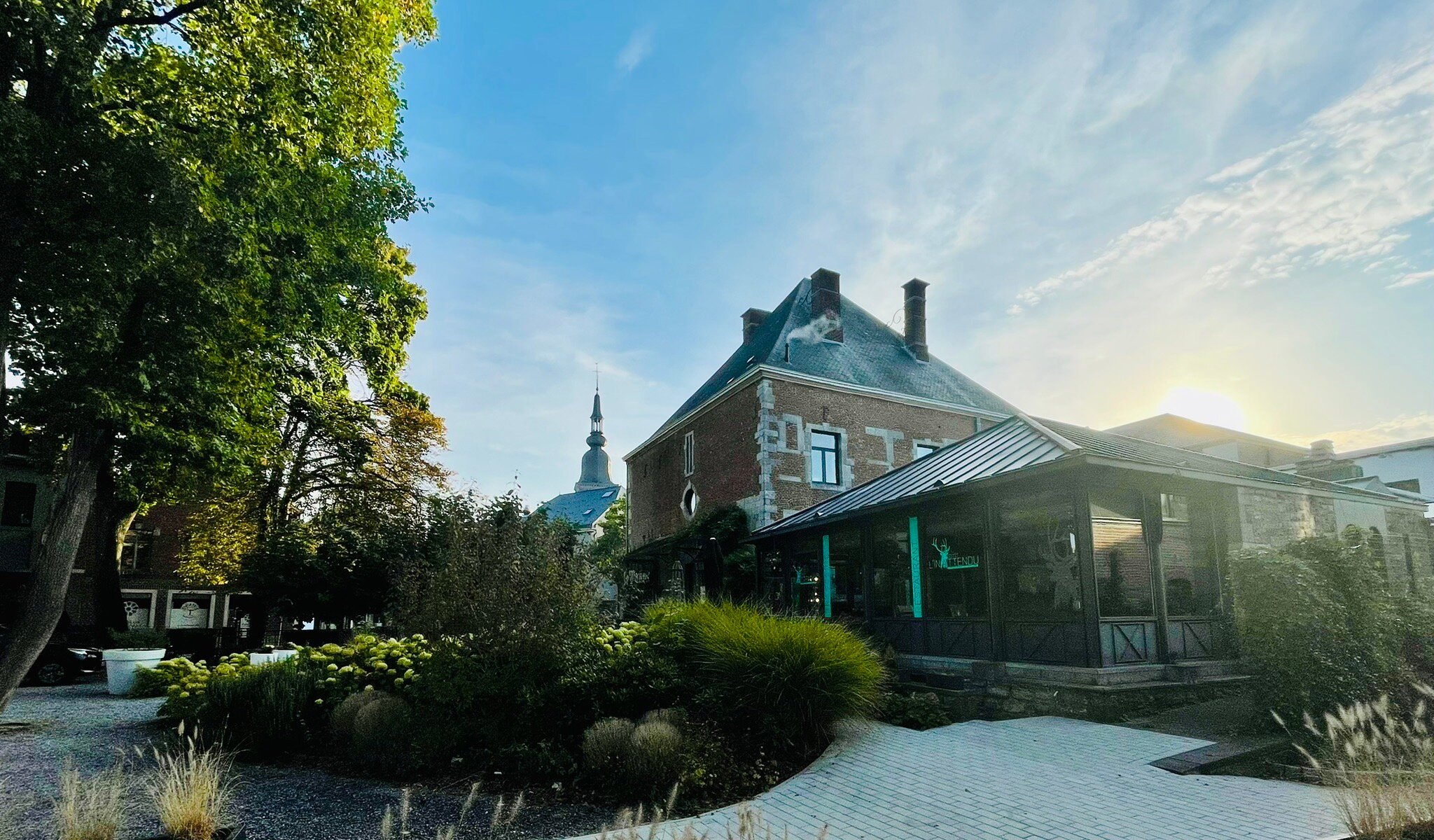 Le Manoir Hôtel-官方