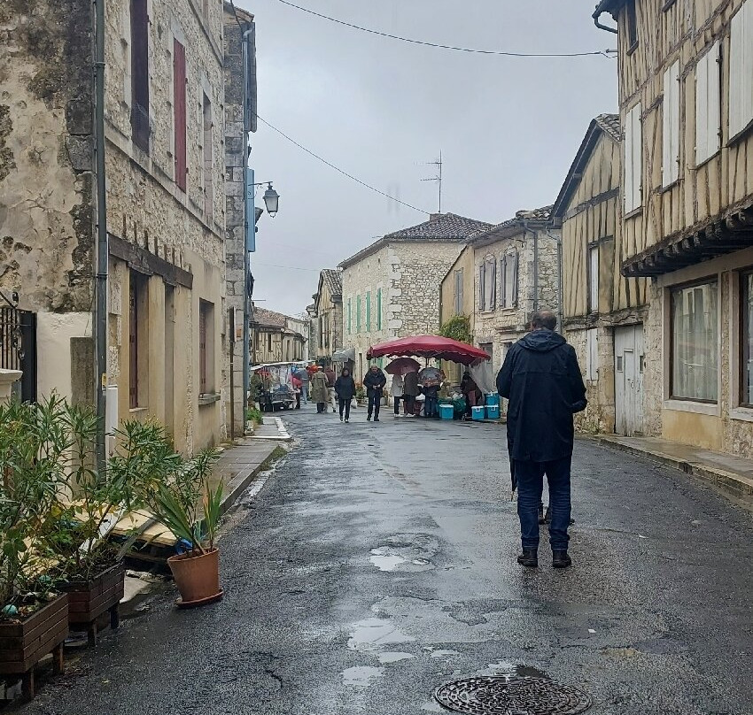 Issigeac Market-Issigeac必去景点