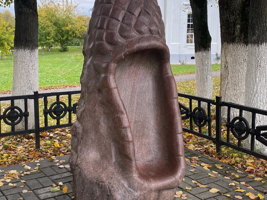 Monument to Russian Bast Shoe-Vyazma必去景点