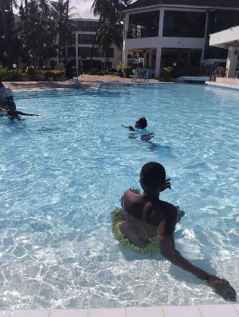 North Coast Beach Hotel主图