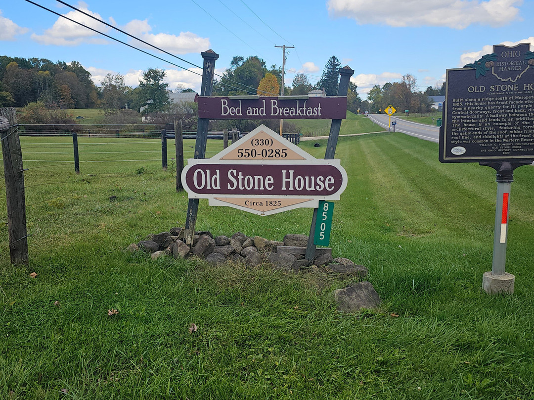 Old Stone House Bed and Breakfast主图